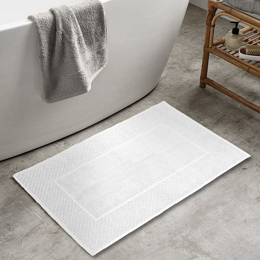 Sterling Court Bath Mat