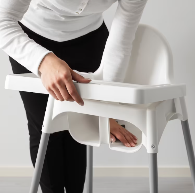 ANTILOP Kerusi tinggi dengan dulang, warna putih/perak 